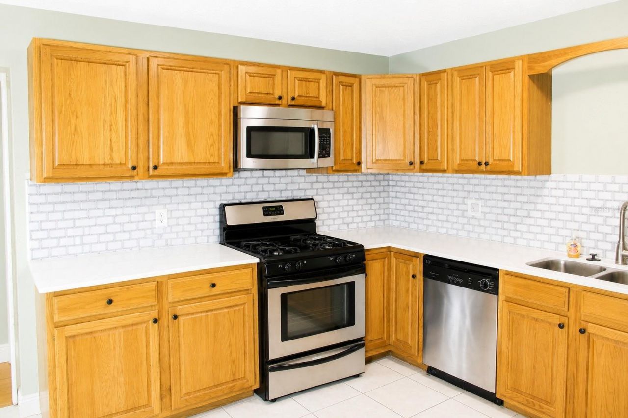 1700 SW 16th Court, Unit D22, Gainesville, FL 32608 Photo