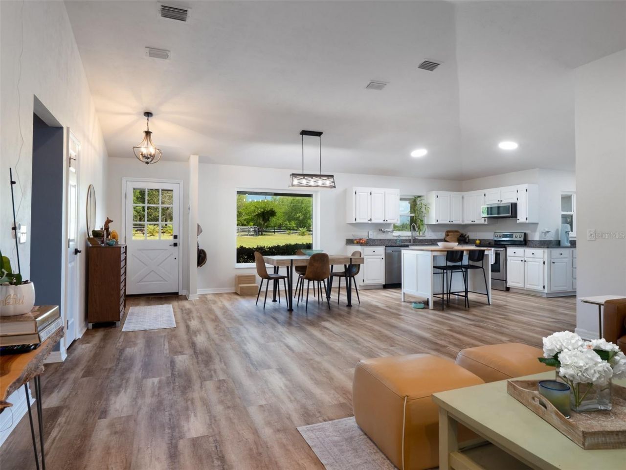 23053 NW 142nd Avenue , High Springs, FL 32643 Photo