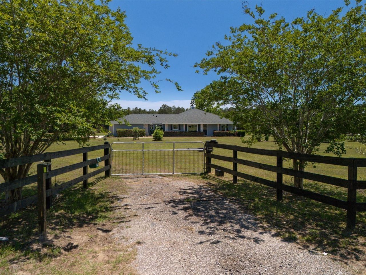 23053 NW 142nd Avenue , High Springs, FL 32643 Photo