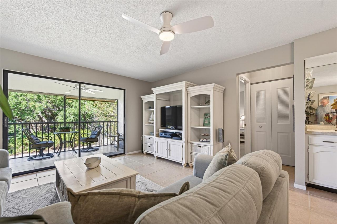 360 Three Lakes Lane, Unit J, Venice, FL 34285 Photo