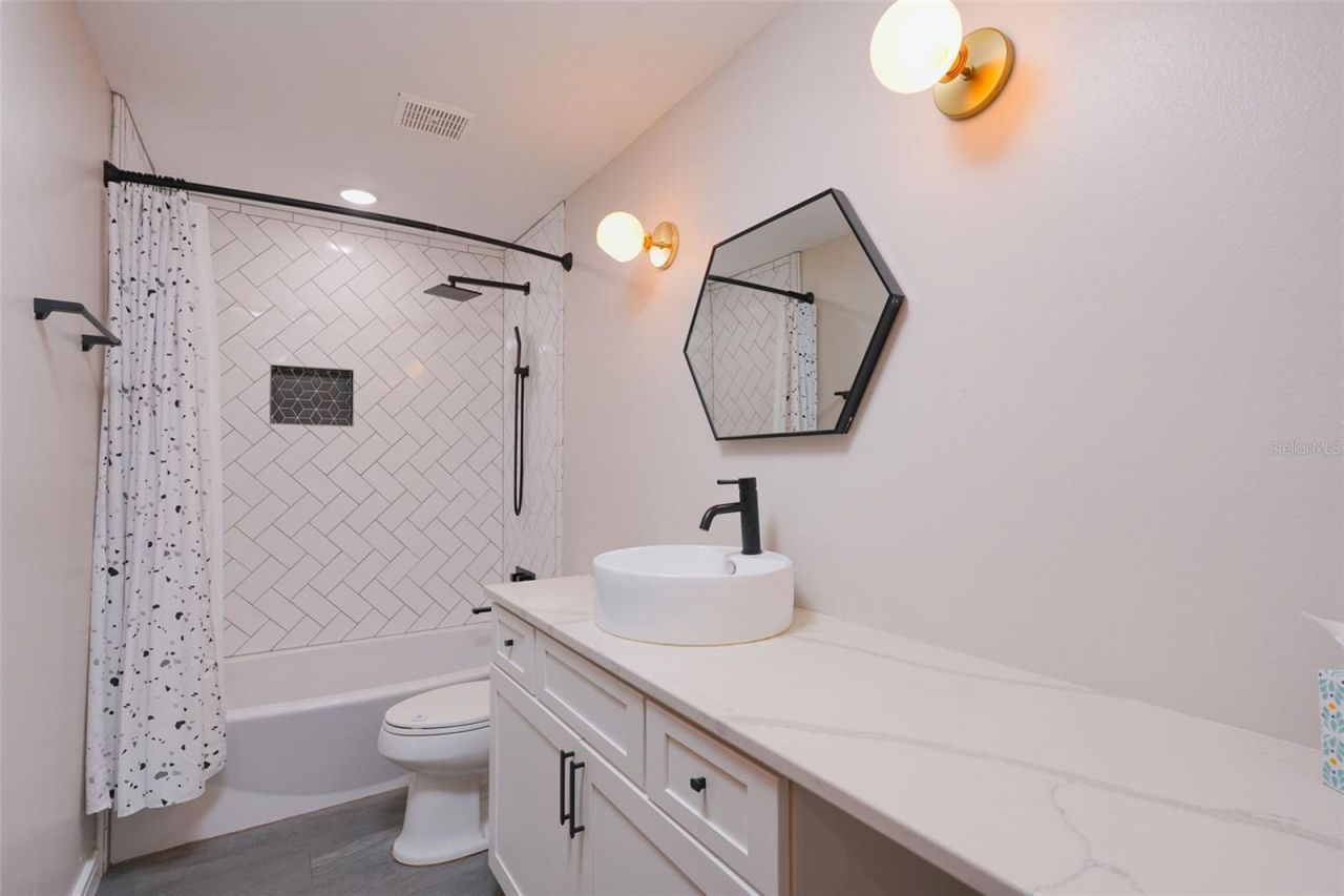 5328 Alcom Drive , Orlando, FL 32812 Photo