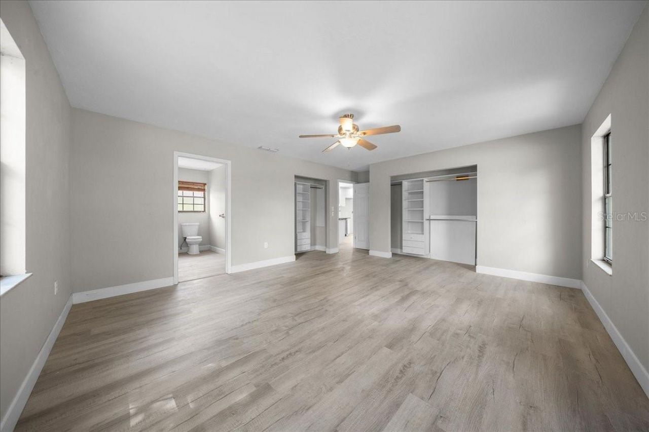 1869 SW 32nd Place , Bell, FL 32619 Photo