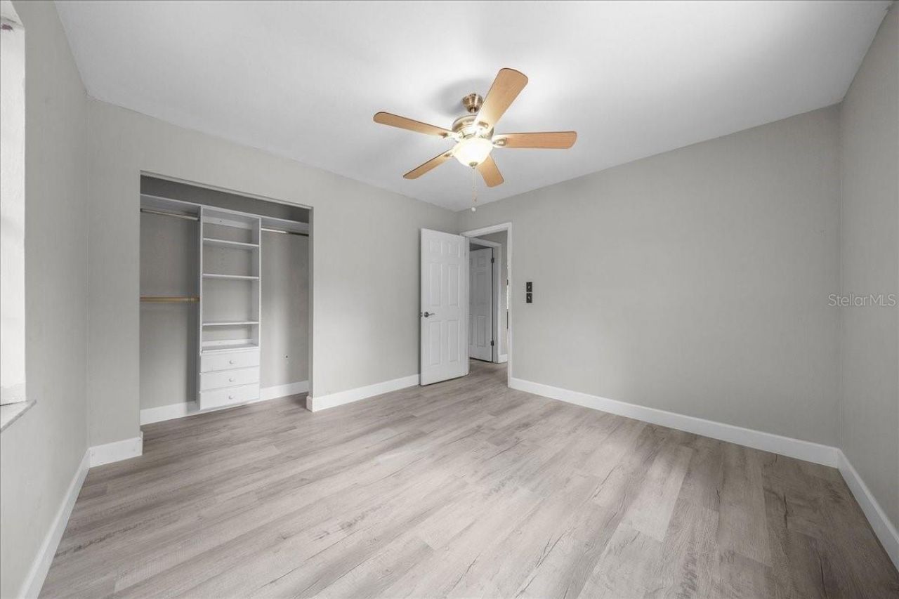 1869 SW 32nd Place , Bell, FL 32619 Photo
