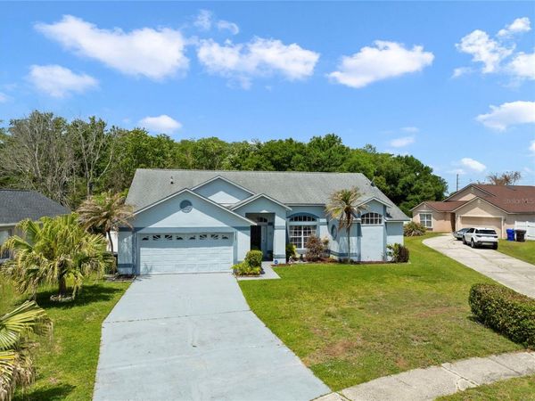 2382 QUEENSWOOD CIRCLE , KISSIMMEE, FL 34743