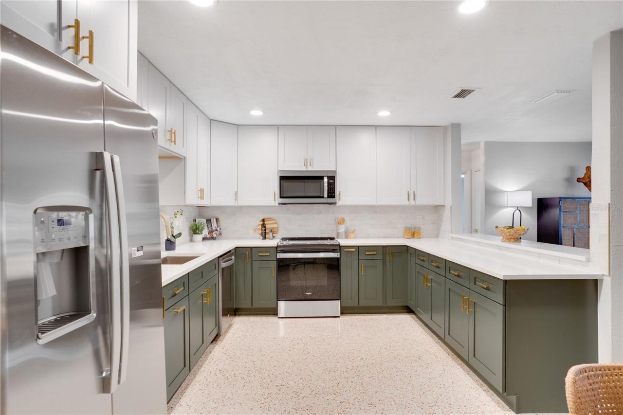 5135 101st Street N, Saint Petersburg, FL 33708 Photo