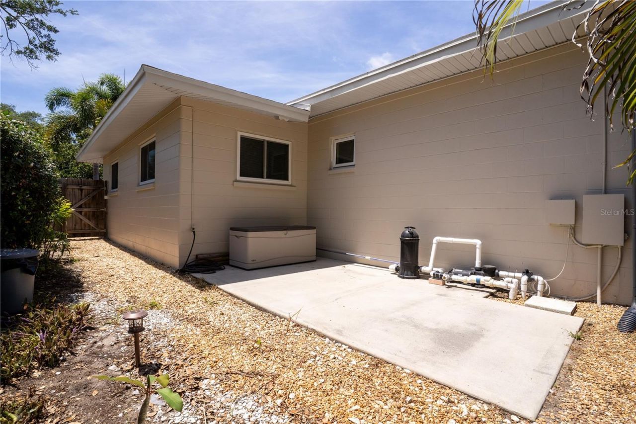 5135 101st Street N, Saint Petersburg, FL 33708 Photo