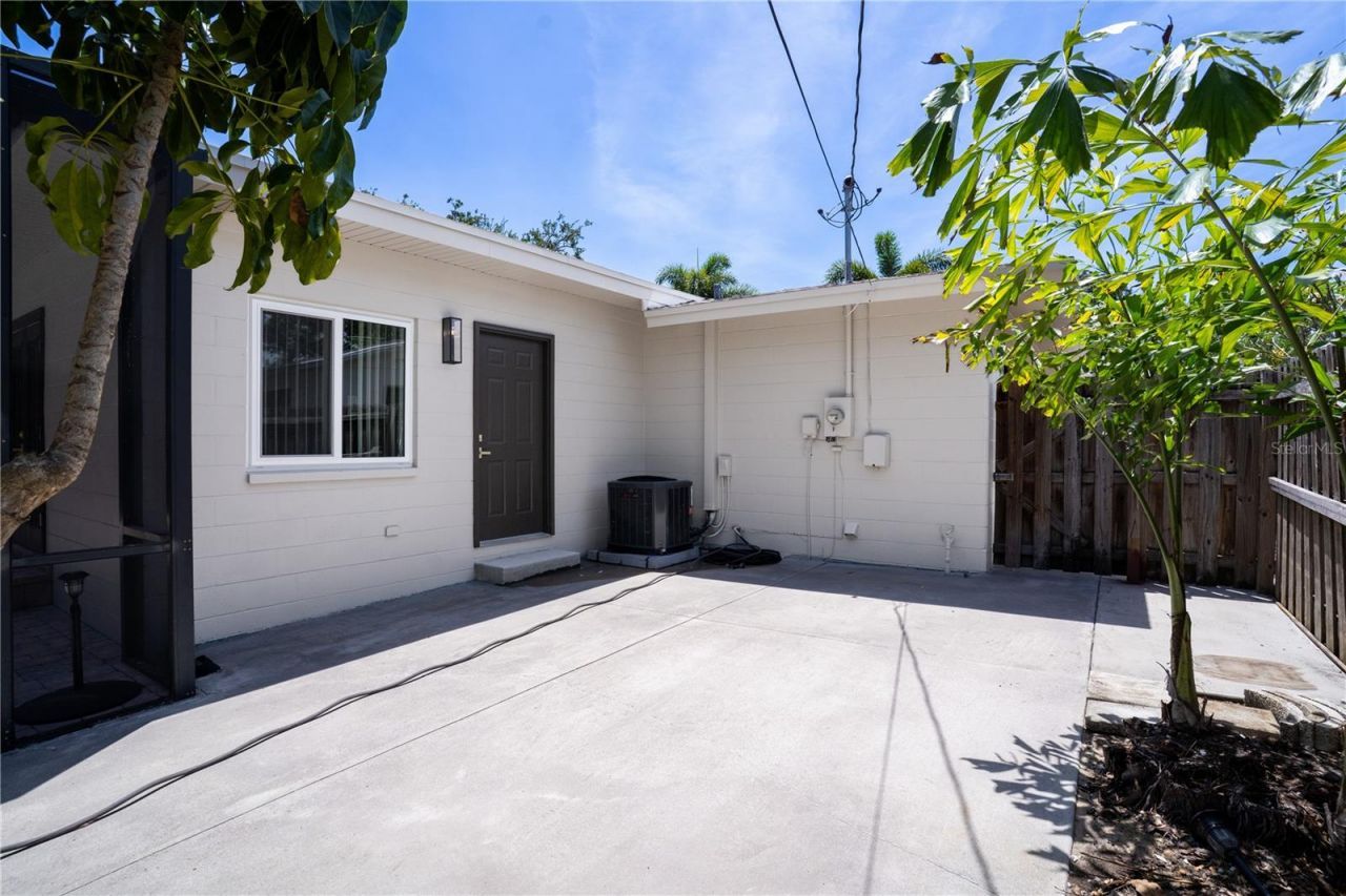 5135 101st Street N, Saint Petersburg, FL 33708 Photo
