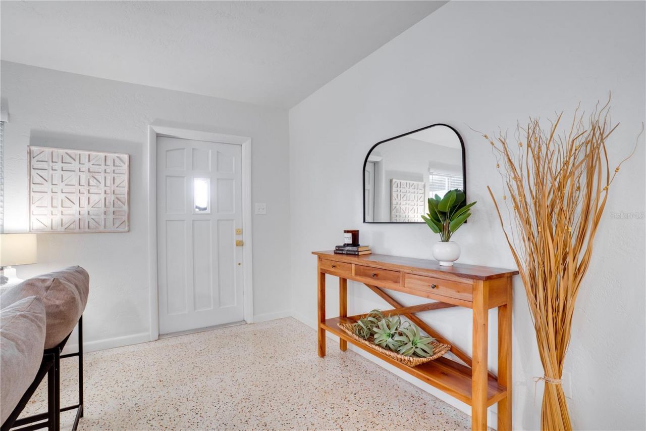 5135 101st Street N, Saint Petersburg, FL 33708 Photo