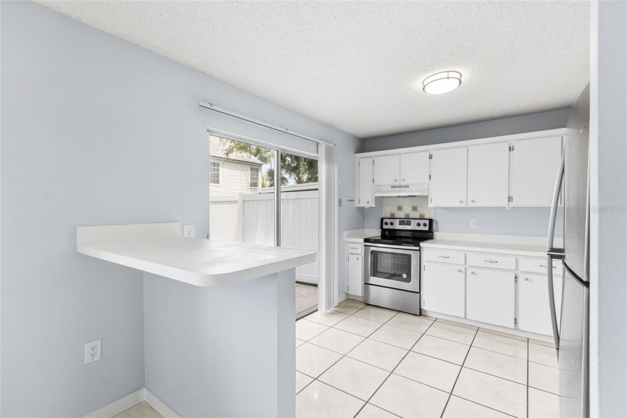 7608 Willow Park Drive, Temple Terrace, FL 33637 Photo