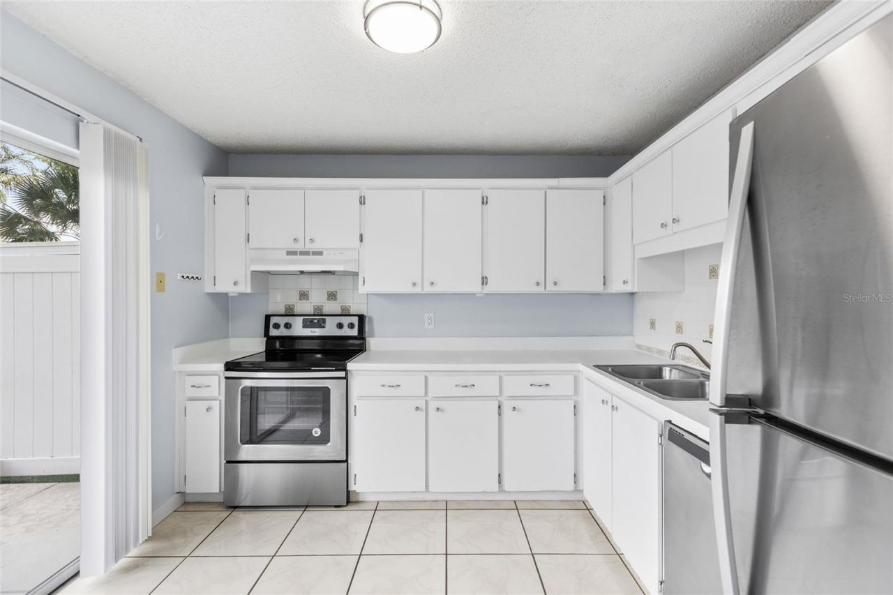 7608 Willow Park Drive, Temple Terrace, FL 33637 Photo