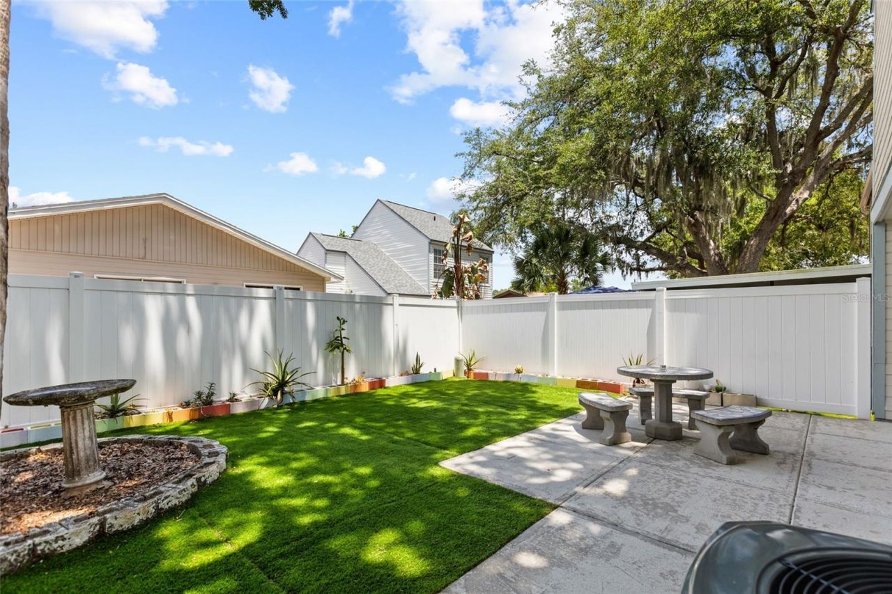 7608 Willow Park Drive, Temple Terrace, FL 33637 Photo