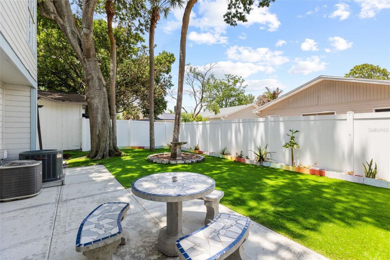 7608 Willow Park Drive, Temple Terrace, FL 33637 Photo
