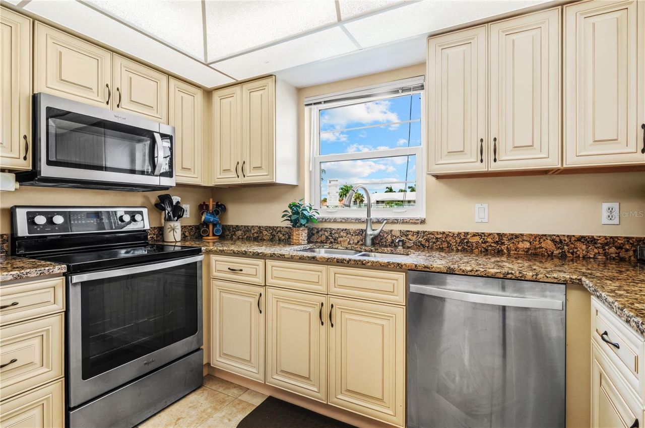 3640 Bal Harbor Boulevard, Unit 112, Punta Gorda, FL 33950 Photo