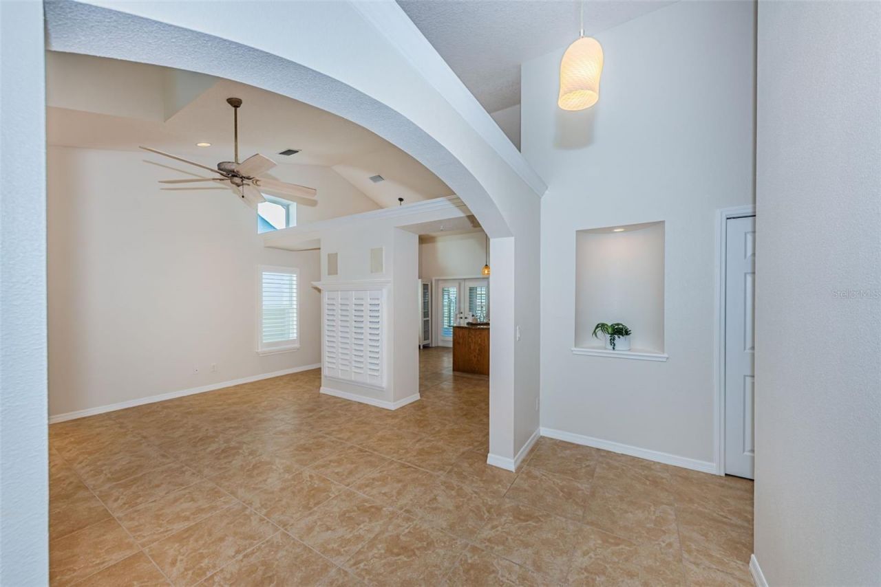 5119 21st Avenue N, Saint Petersburg, FL 33710 Photo