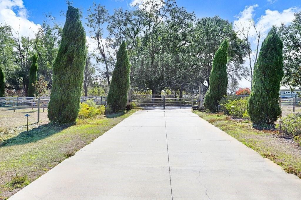 11634 Davis Pool Road, Seffner, FL 33584 Photo