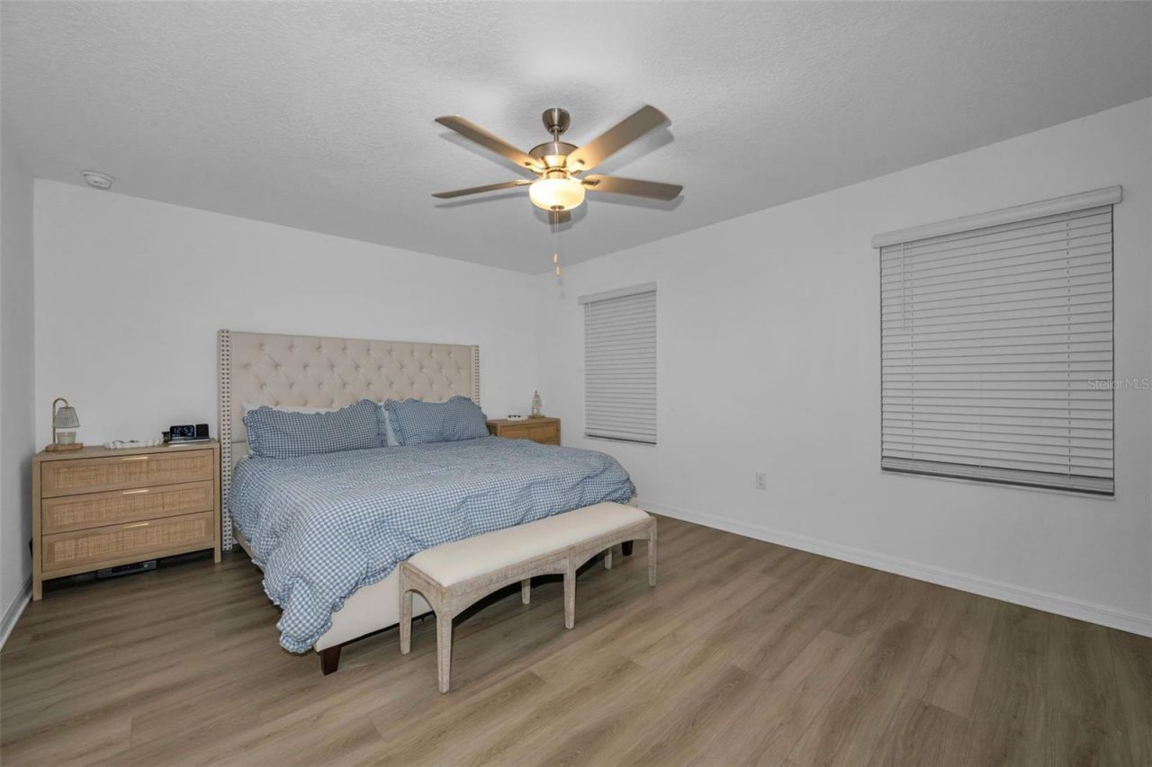 8291 Crescent Oaks Drive , New Port Richey, FL 34655 Photo