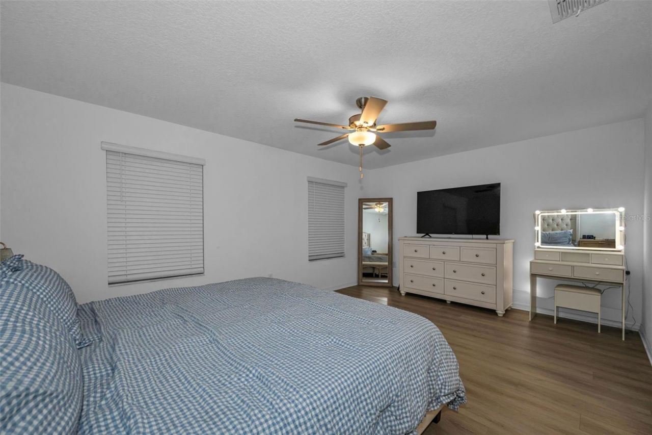 8291 Crescent Oaks Drive , New Port Richey, FL 34655 Photo
