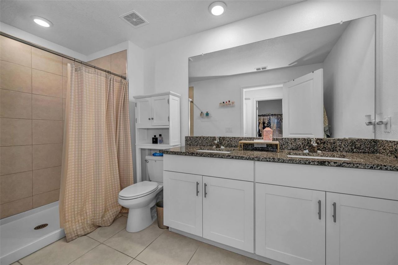 8291 Crescent Oaks Drive , New Port Richey, FL 34655 Photo