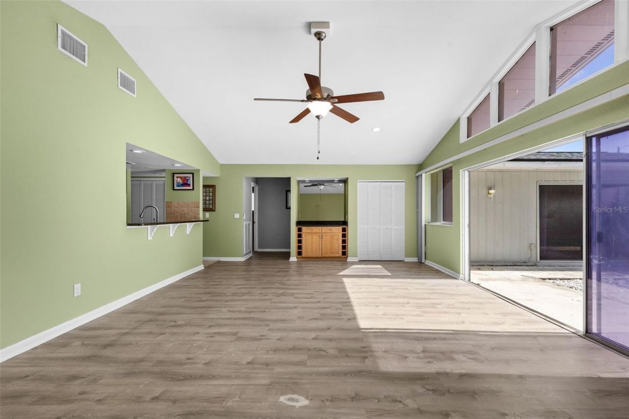 7775 132nd Way, Seminole, FL 33776 Photo