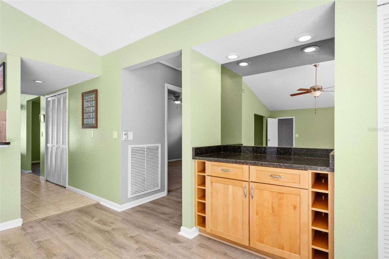 7775 132nd Way, Seminole, FL 33776 Photo
