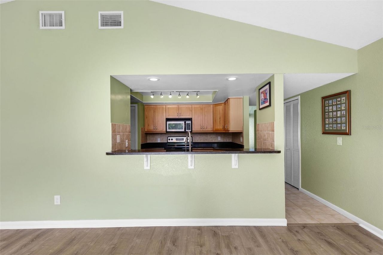 7775 132nd Way, Seminole, FL 33776 Photo