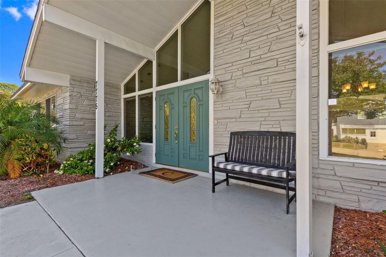 7775 132nd Way, Seminole, FL 33776 Photo