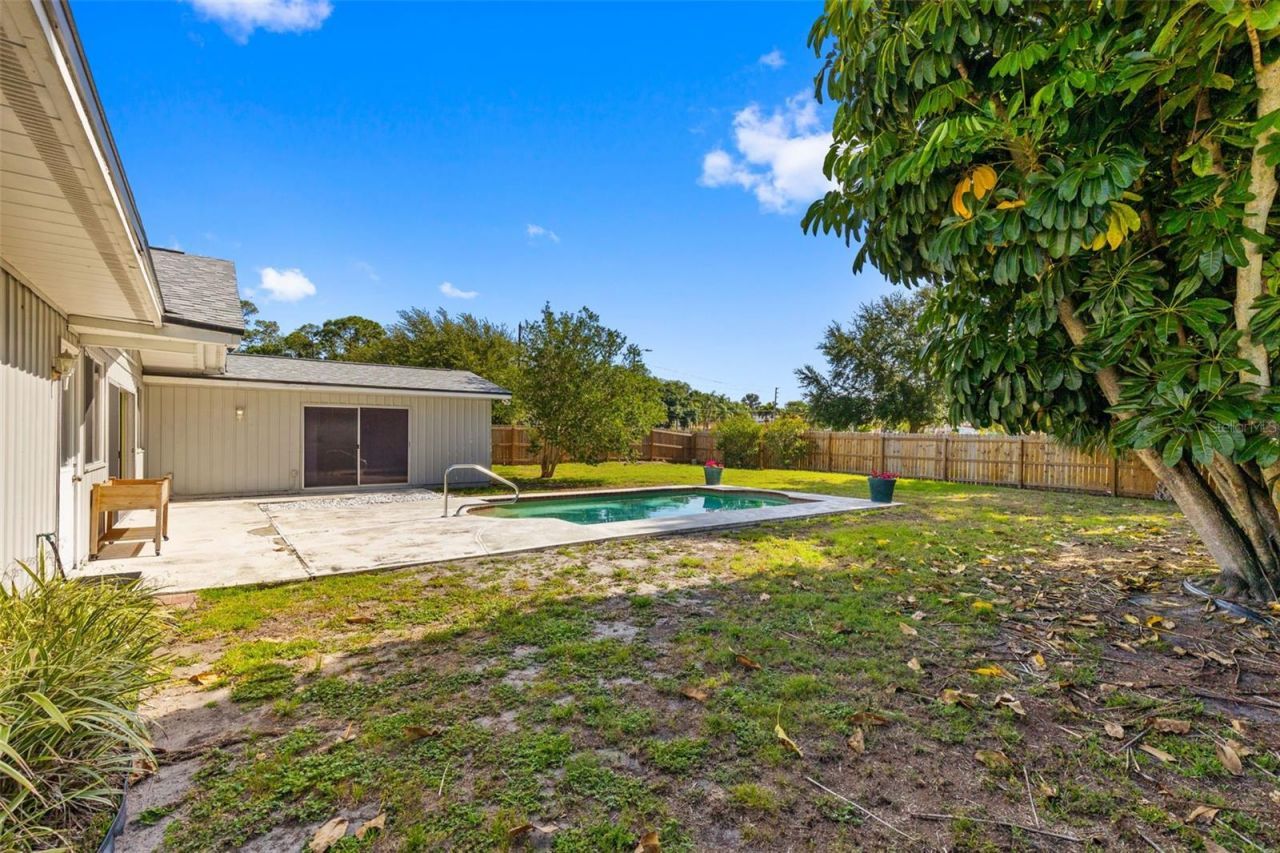 7775 132nd Way, Seminole, FL 33776 Photo