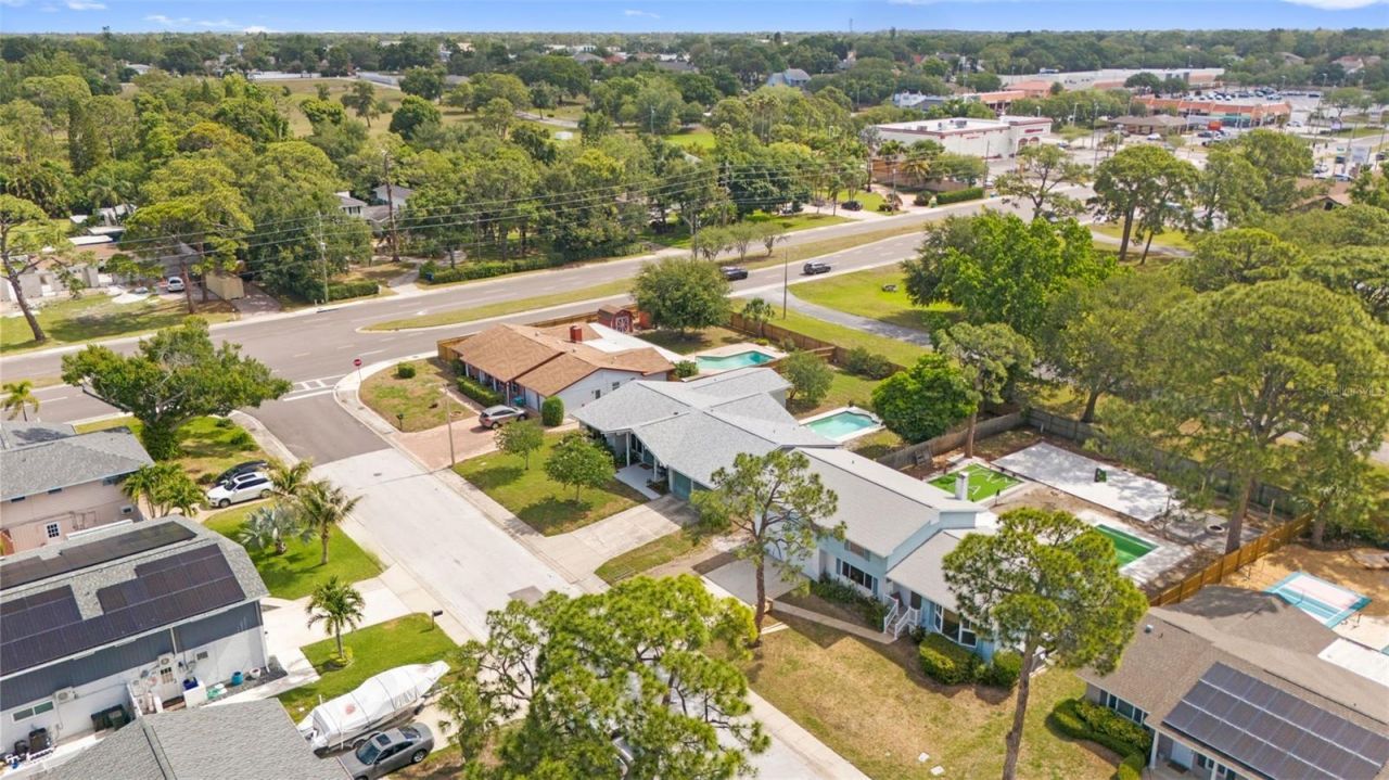 7775 132nd Way, Seminole, FL 33776 Photo
