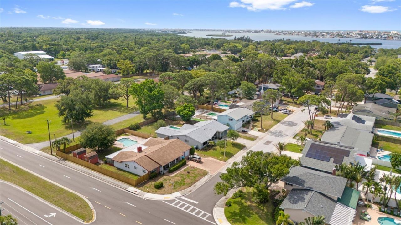 7775 132nd Way, Seminole, FL 33776 Photo