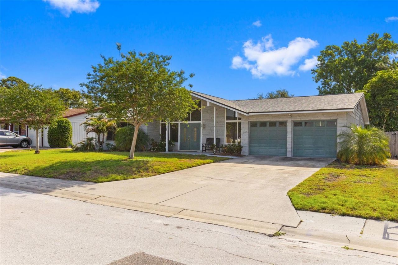 7775 132nd Way, Seminole, FL 33776 Photo
