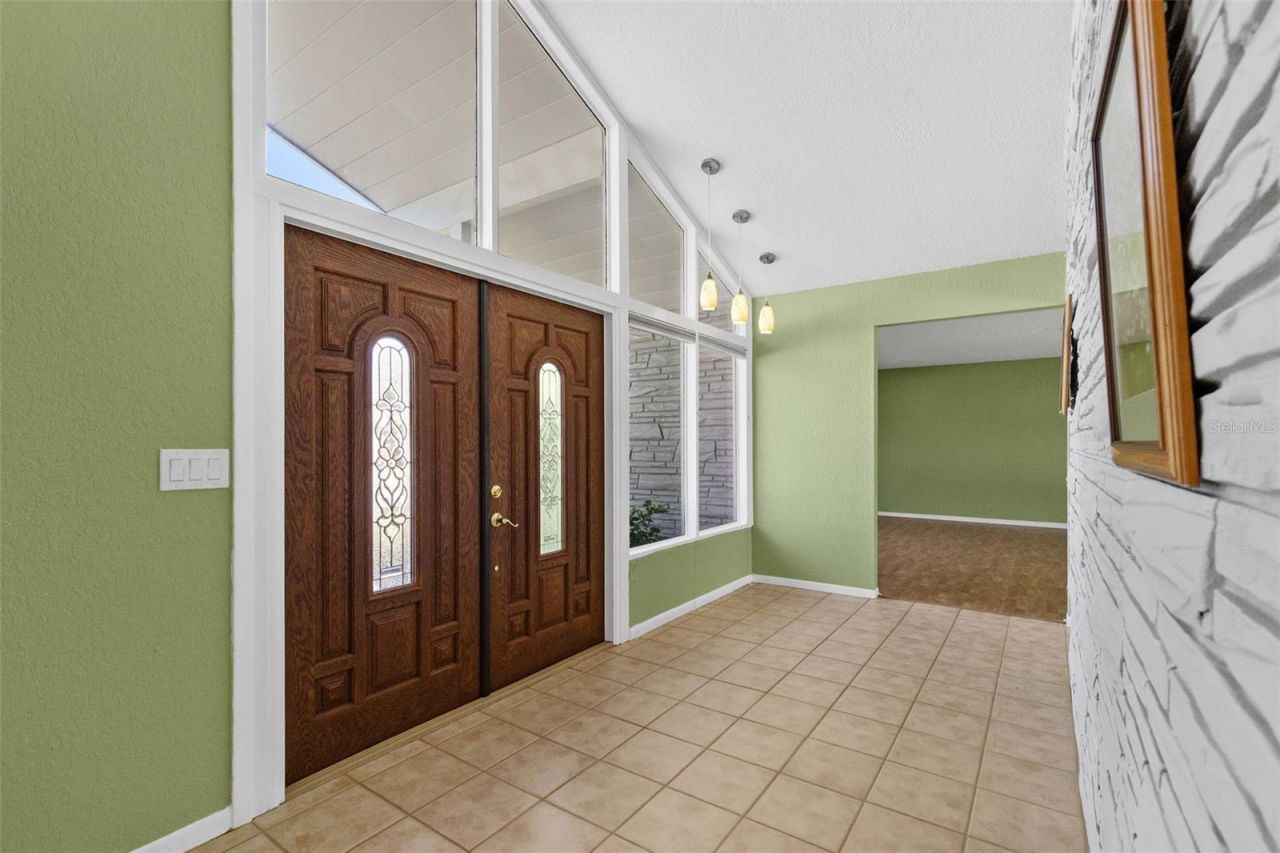 7775 132nd Way, Seminole, FL 33776 Photo