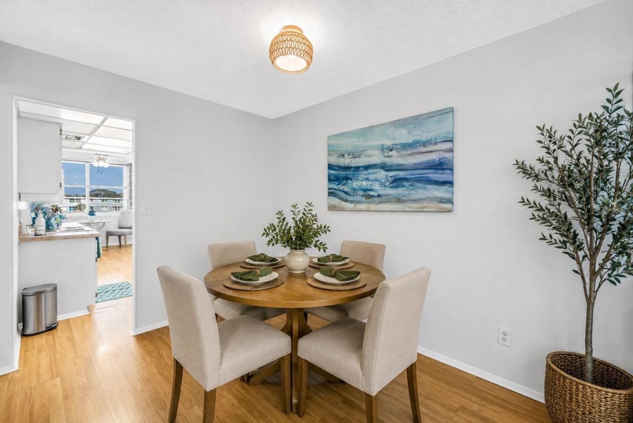 4720 Locust Street Ne, Unit 318, Saint Petersburg, FL 33703 Photo