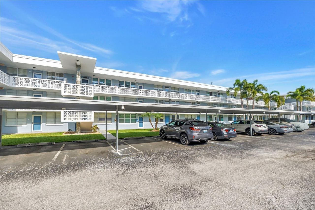 4720 Locust Street Ne, Unit 318, Saint Petersburg, FL 33703 Photo