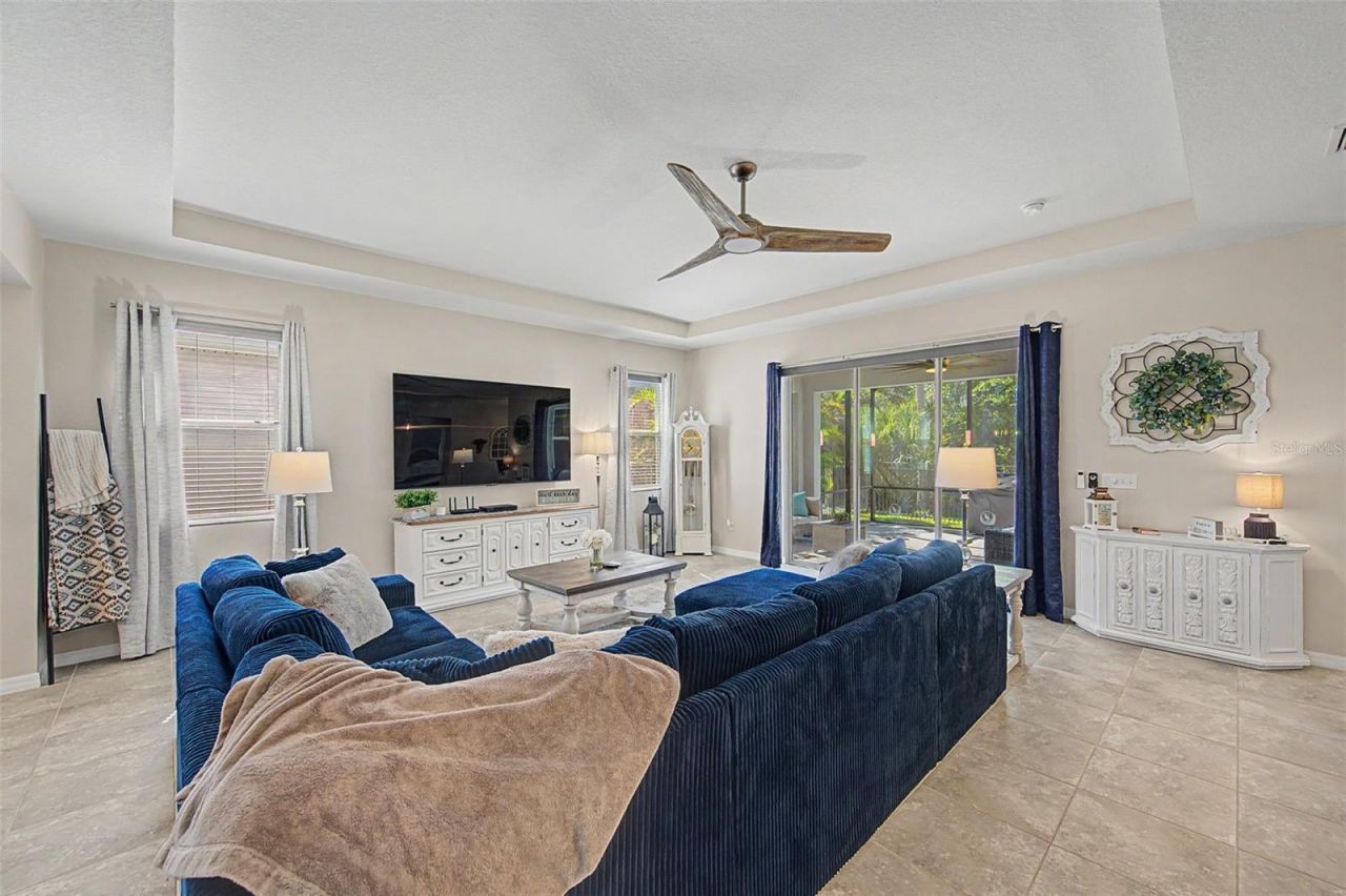 5817 Hevena Court, Palmetto, FL 34221 Photo
