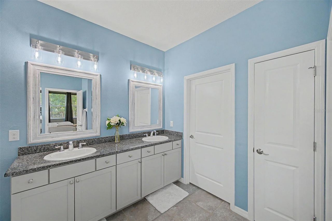 5817 Hevena Court, Palmetto, FL 34221 Photo