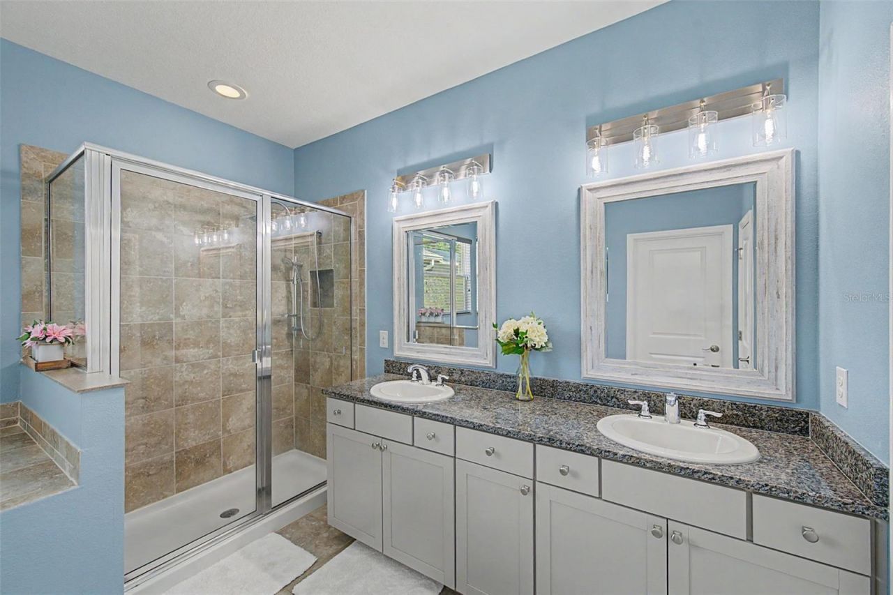 5817 Hevena Court, Palmetto, FL 34221 Photo