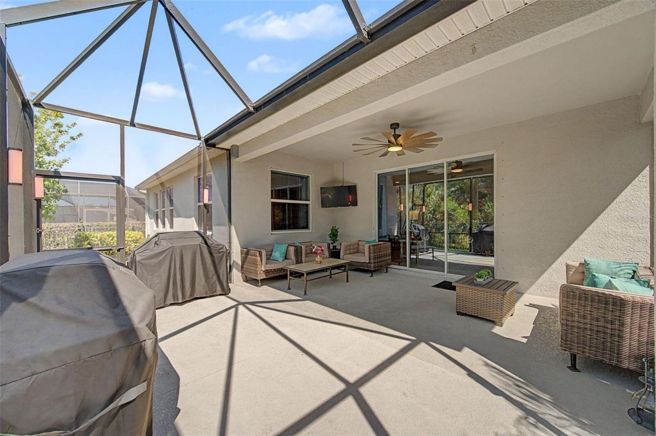 5817 Hevena Court, Palmetto, FL 34221 Photo