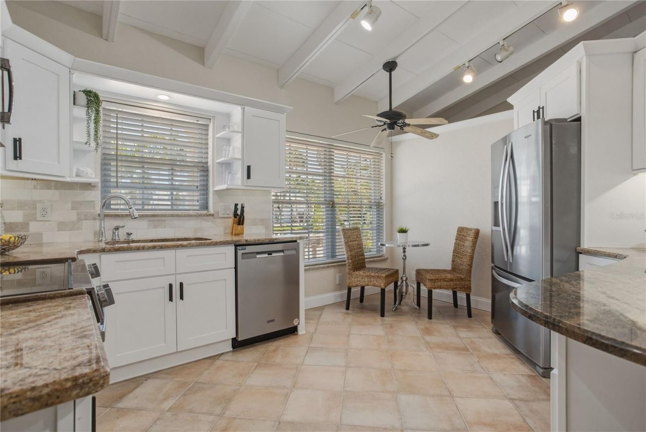 324 173rd Avenue E, North Redington Beach, FL 33708 Photo