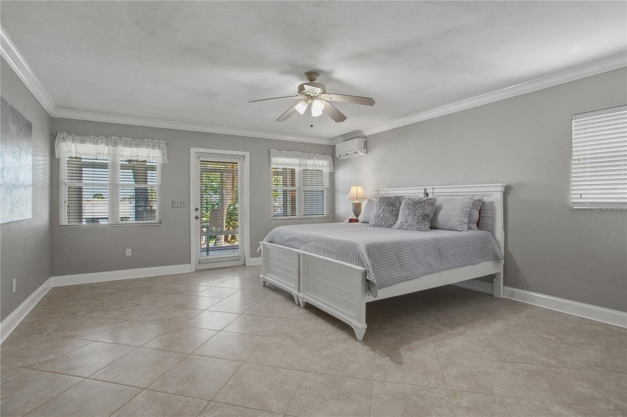 324 173rd Avenue E, North Redington Beach, FL 33708 Photo