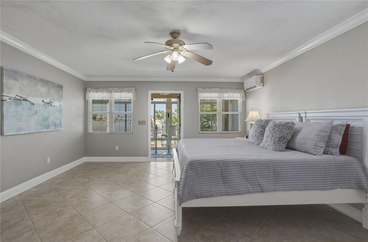 324 173rd Avenue E, North Redington Beach, FL 33708 Photo