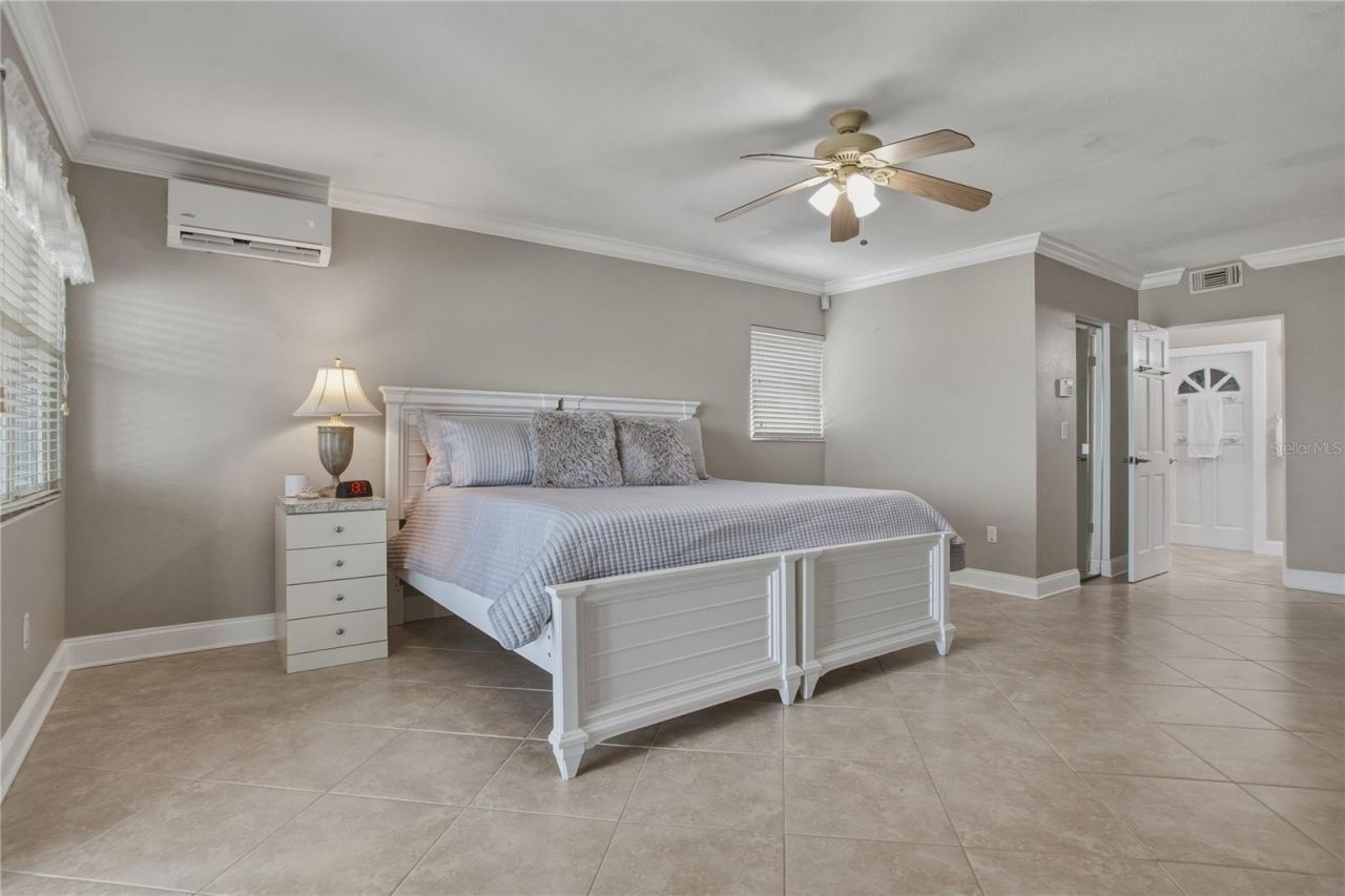 324 173rd Avenue E, North Redington Beach, FL 33708 Photo