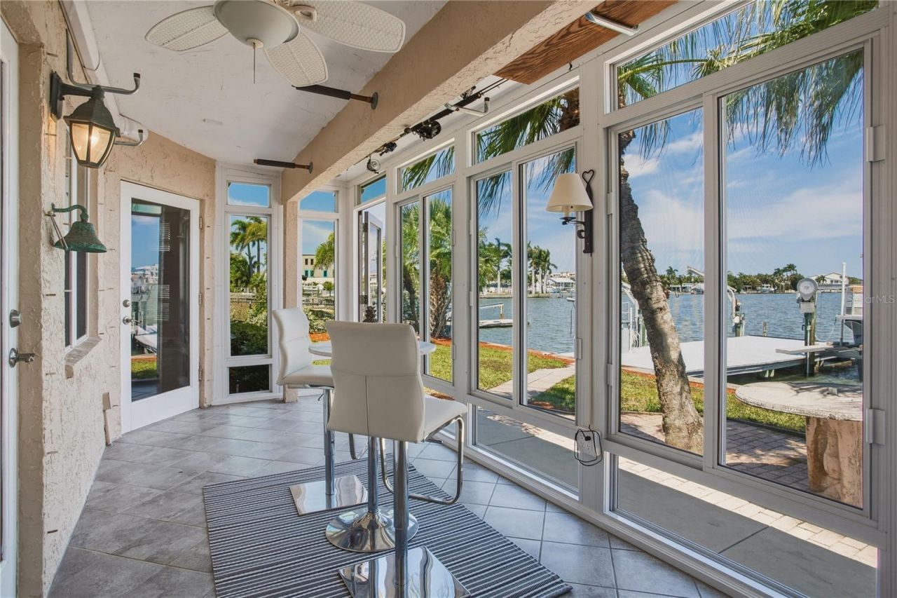 324 173rd Avenue E, North Redington Beach, FL 33708 Photo