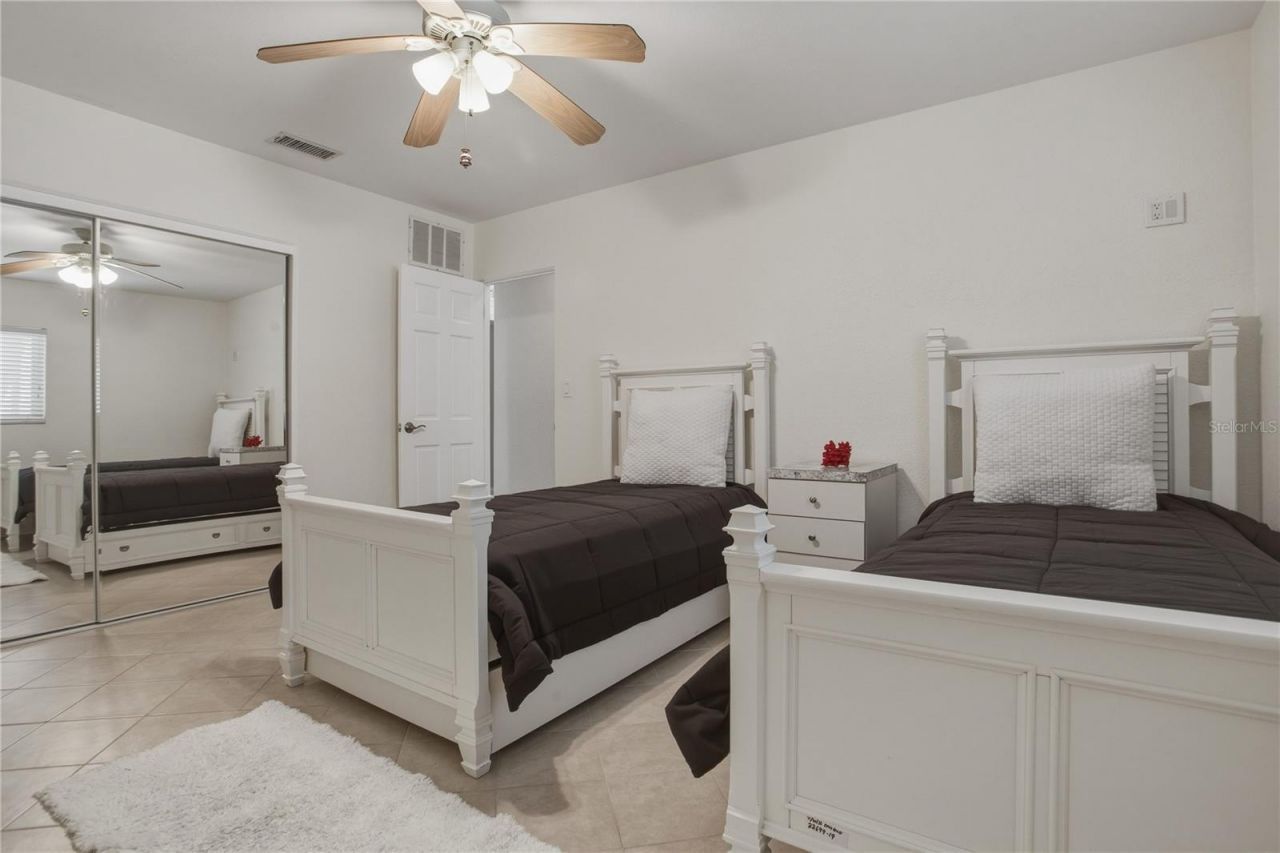 324 173rd Avenue E, North Redington Beach, FL 33708 Photo