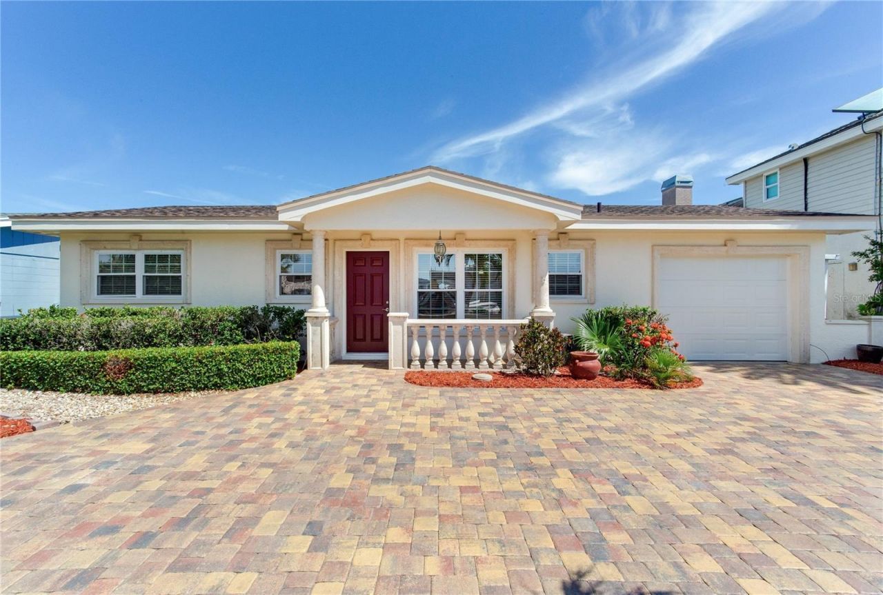 324 173rd Avenue E, North Redington Beach, FL 33708 Photo