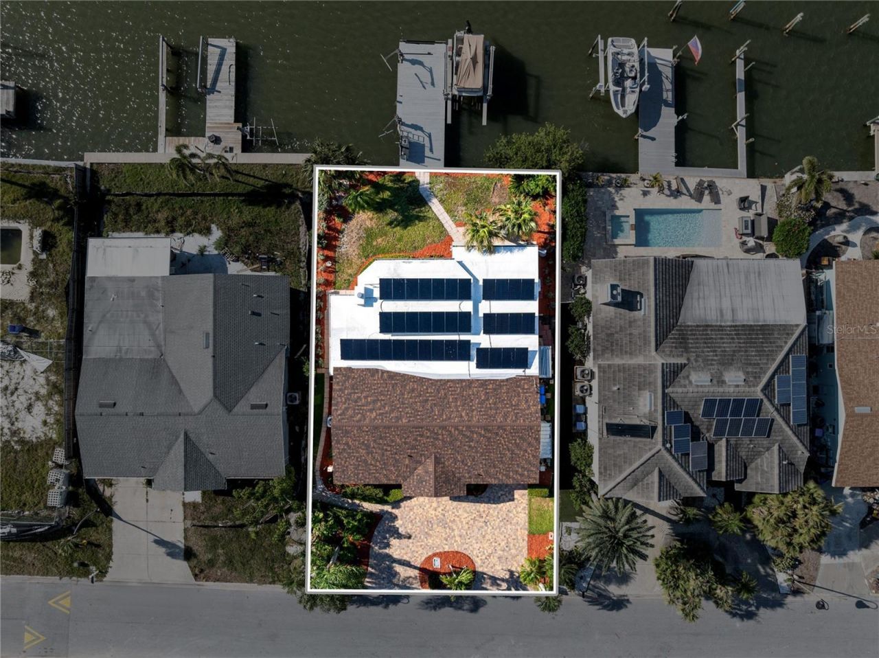 324 173rd Avenue E, North Redington Beach, FL 33708 Photo