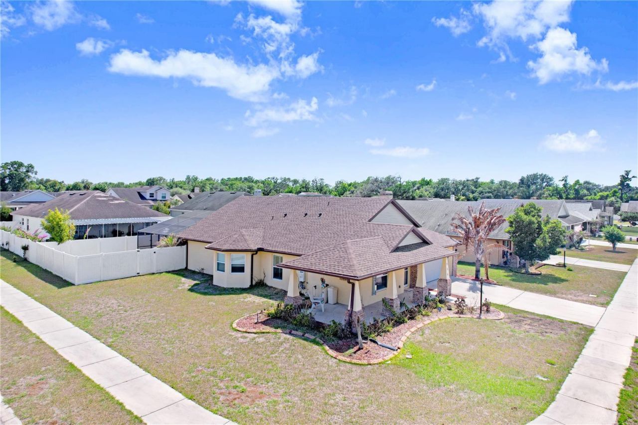 1209 Spotted Lilac Lane, Plant City, FL 33563 Photo