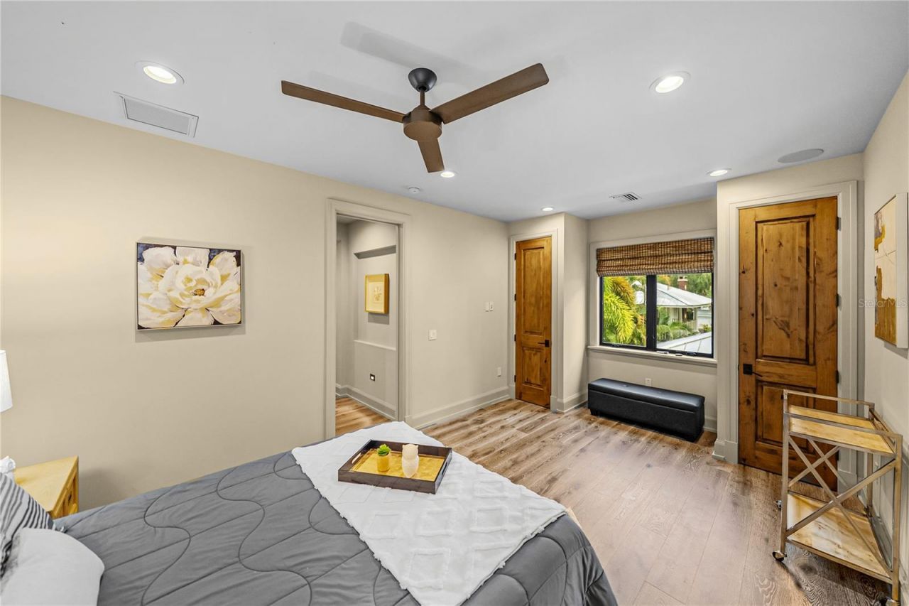 2903 W Hawthorne Road, Tampa, FL 33611 Photo