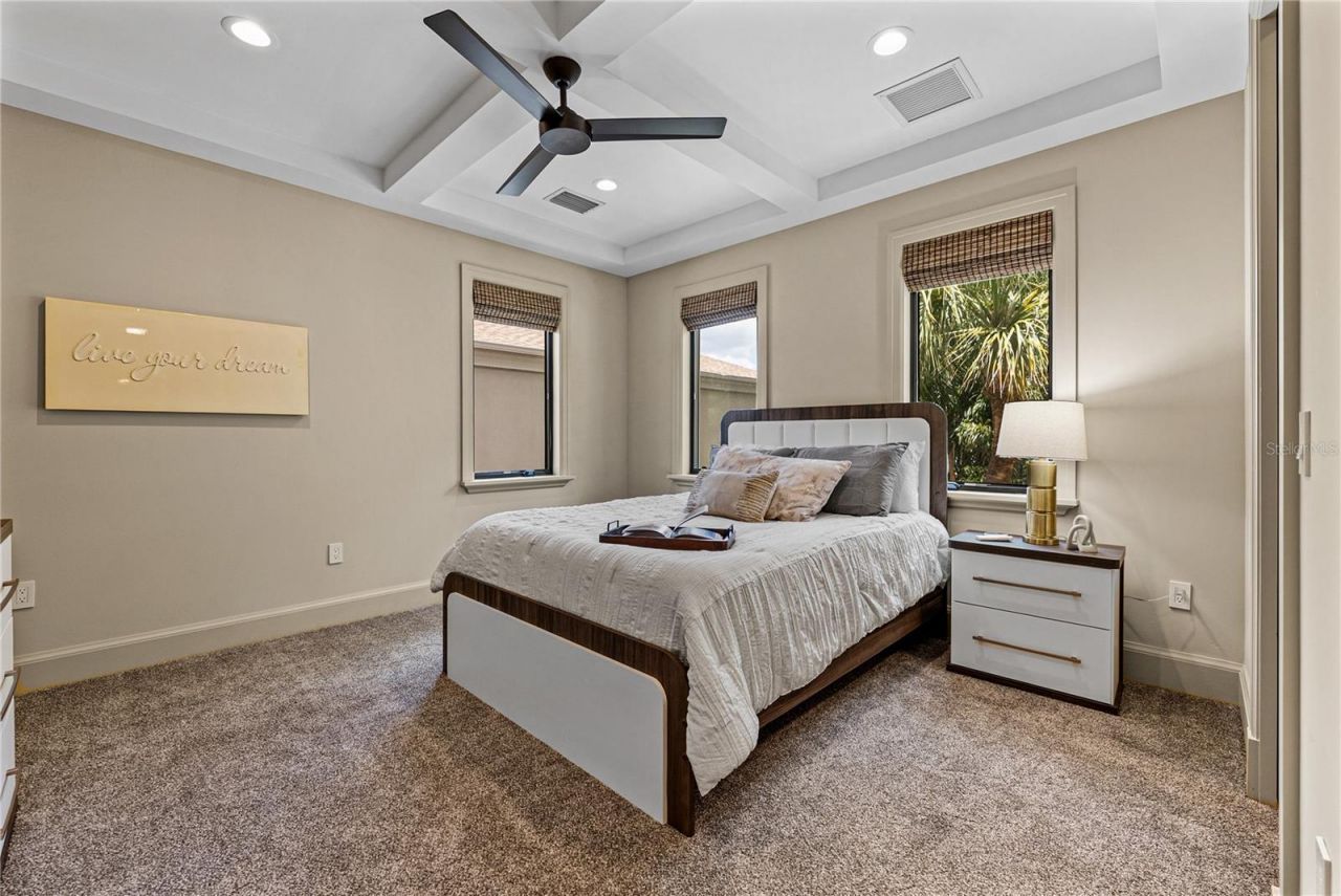 2903 W Hawthorne Road, Tampa, FL 33611 Photo