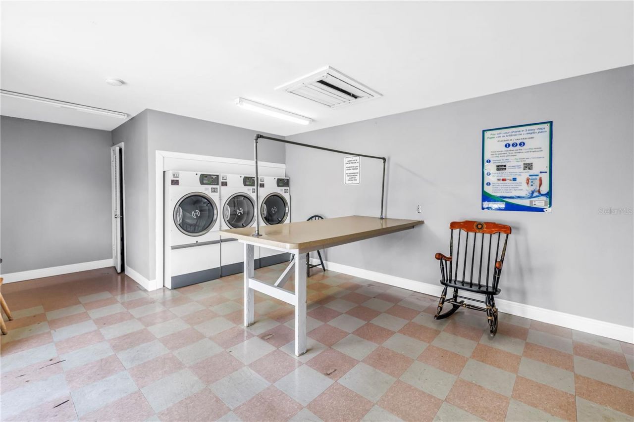 1310 83rd Avenue N, Unit D, Saint Petersburg, FL 33702 Photo