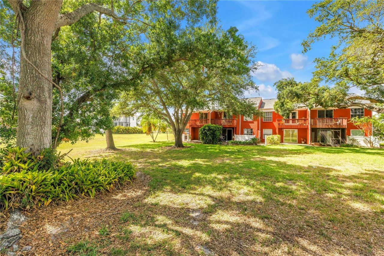 1310 83rd Avenue N, Unit D, Saint Petersburg, FL 33702 Photo